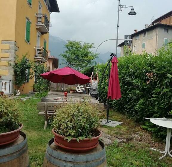 ホテル Agritur Tenno Cantina Bio Natura