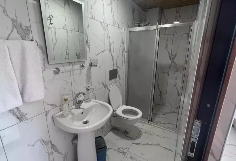 Oğuz Apart