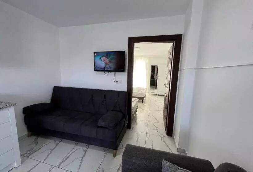Oğuz Apart
