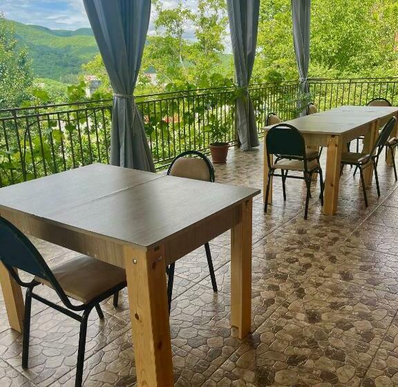 پانسیون Elegance