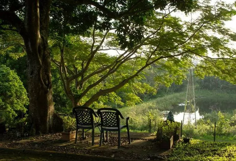 Majatalo Secret Sithela