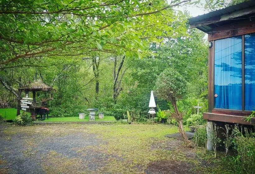 Lomakeskus Calm At Bangphat