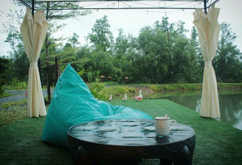 Resort Otel Calm At Bangphat