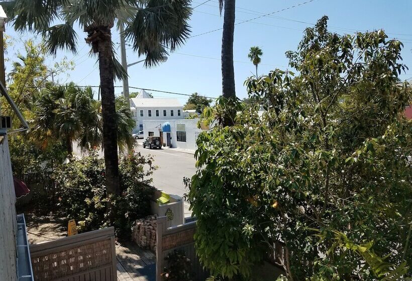 호텔 Authors Key West Guesthouse