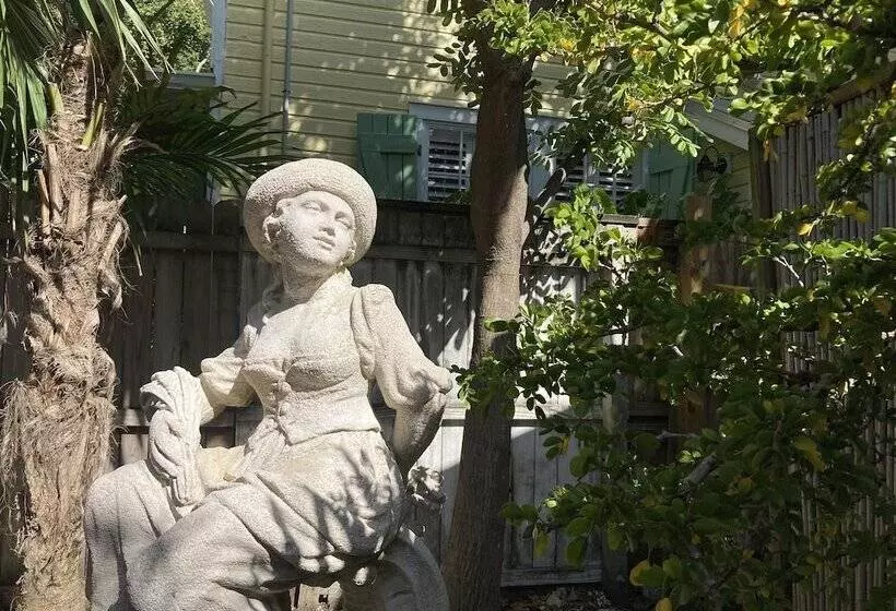 Hotelli Authors Key West Guesthouse