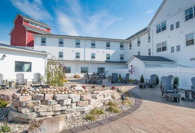 Отель Blue Gate Garden Inn