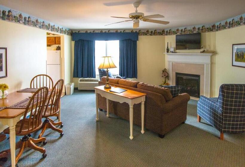 Отель Blue Gate Garden Inn