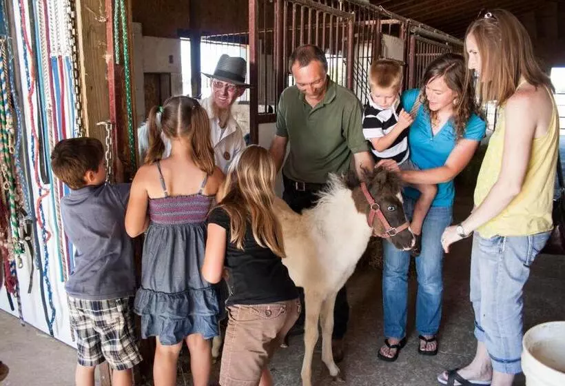 호텔 Blue Gate Garden Inn