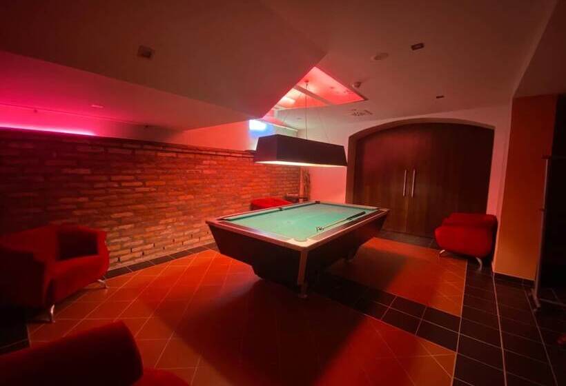 Boutique Hotel Sopianae