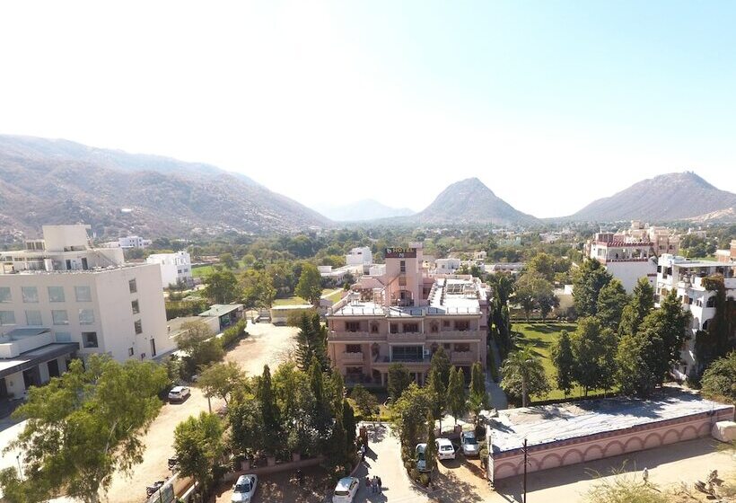 Hotel Master Paradise