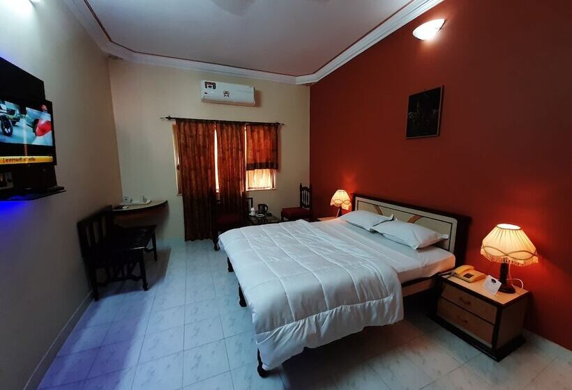 Hotel Master Paradise