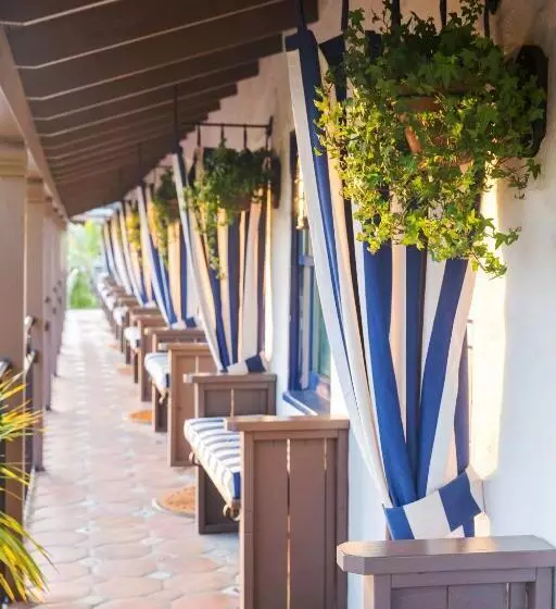 Casa Laguna Hotel & Spa