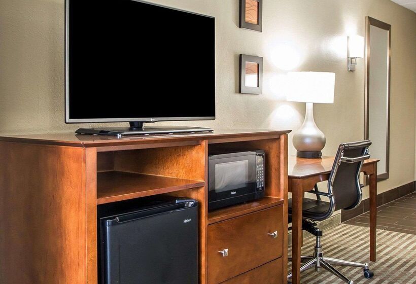 בית מלון כפרי Comfort Inn Hammond I94