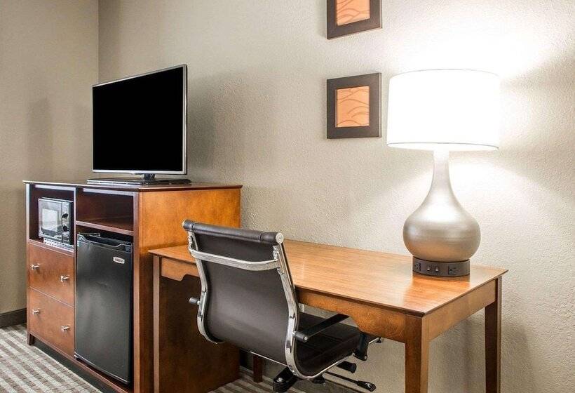 בית מלון כפרי Comfort Inn Hammond I94