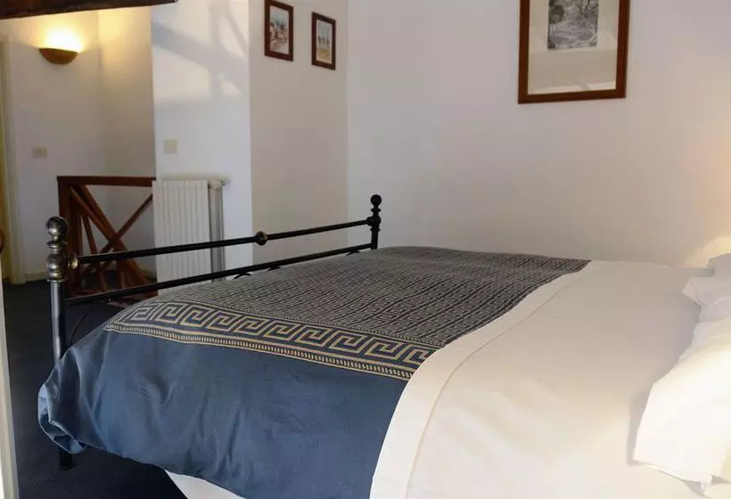 Hotelli Appartamento Coronari