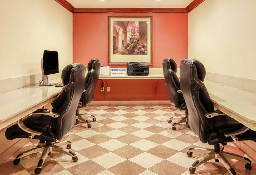 فندق Courtyard Palo Alto Los Altos