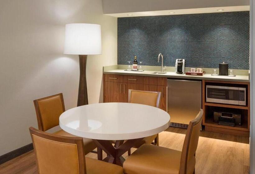 فندق Courtyard Palo Alto Los Altos