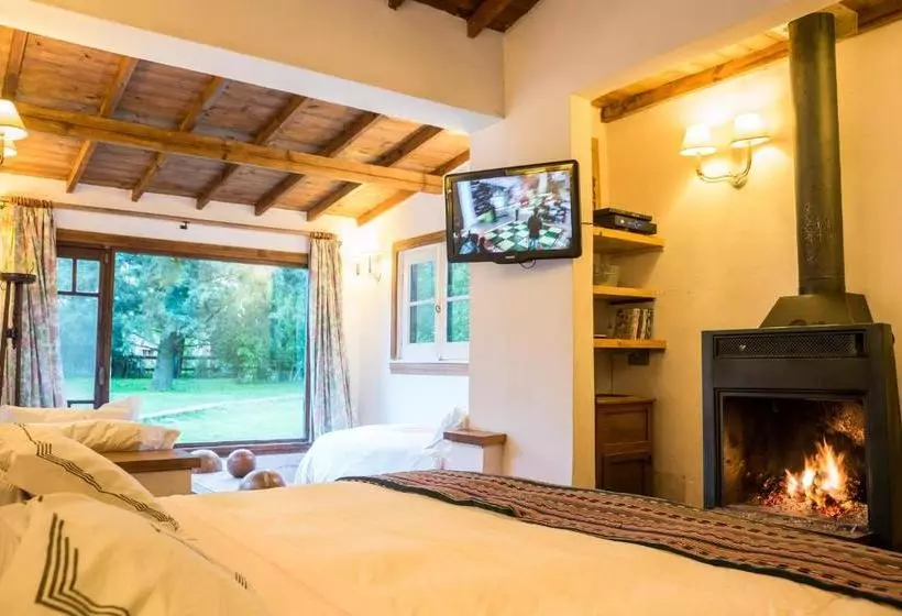 هتل Estancia El Cencerro