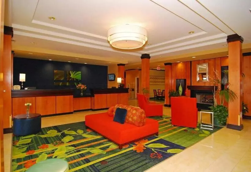 ホテル Fairfield Inn & Suites Tehachapi