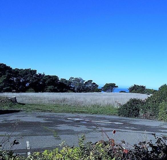 فندق Hill House Inn