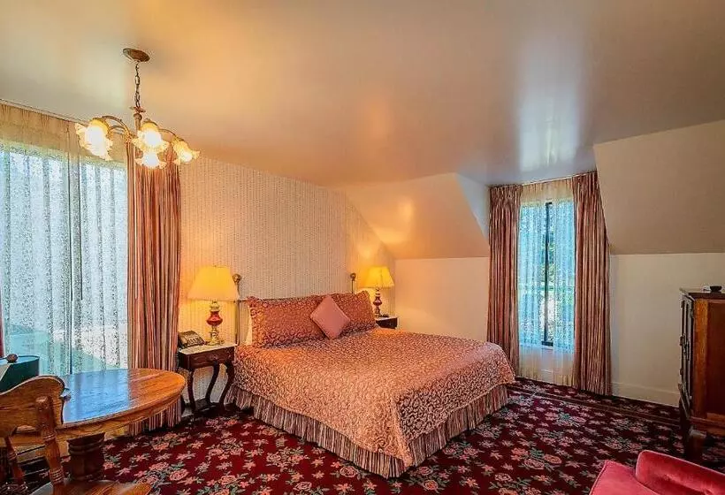 호텔 Hill House Inn