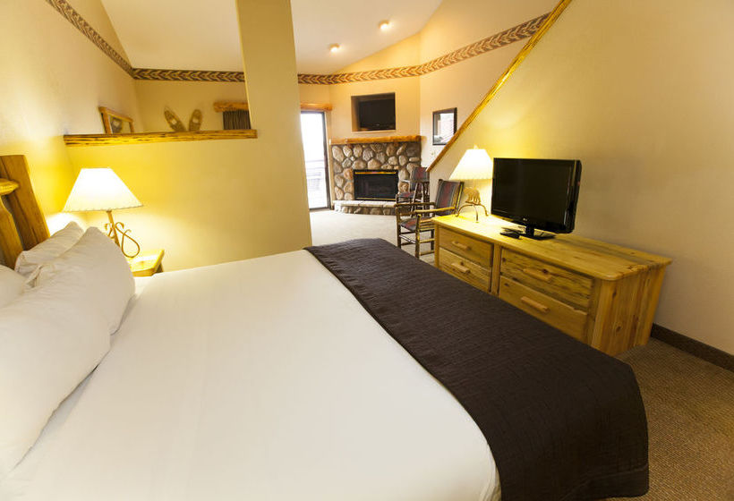 فندق Holiday Inn Fitchburg Waterpark