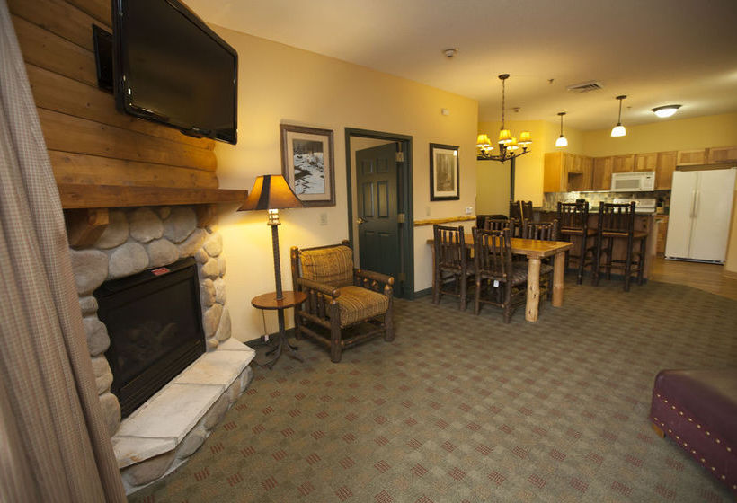 فندق Holiday Inn Fitchburg Waterpark