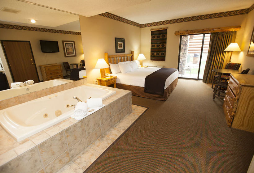 فندق Holiday Inn Fitchburg Waterpark