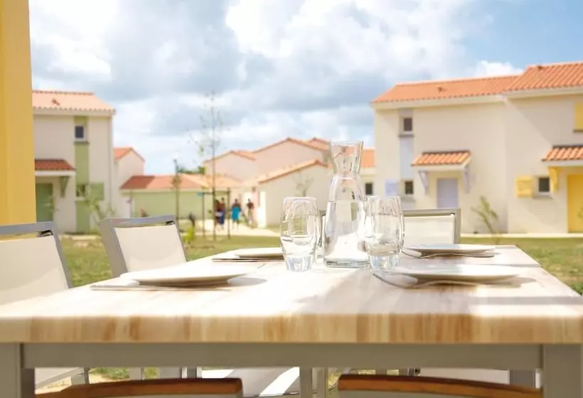 호텔 Résidence Lagrange Vacances Le Village De La Mer