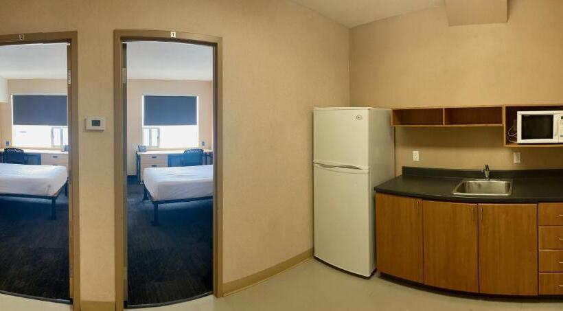 酒店 Residence & Conference Centre Ottawa West