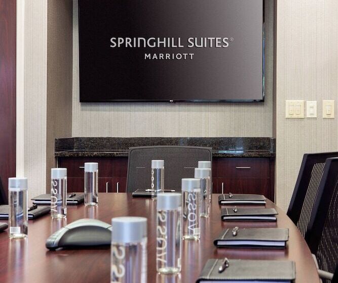 فندق Springhill Suites Bakersfield