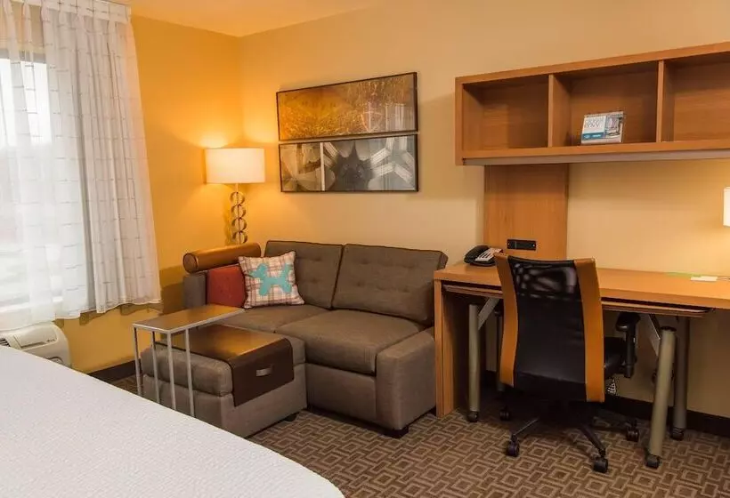 ホテル Towneplace Suites By Marriott Erie