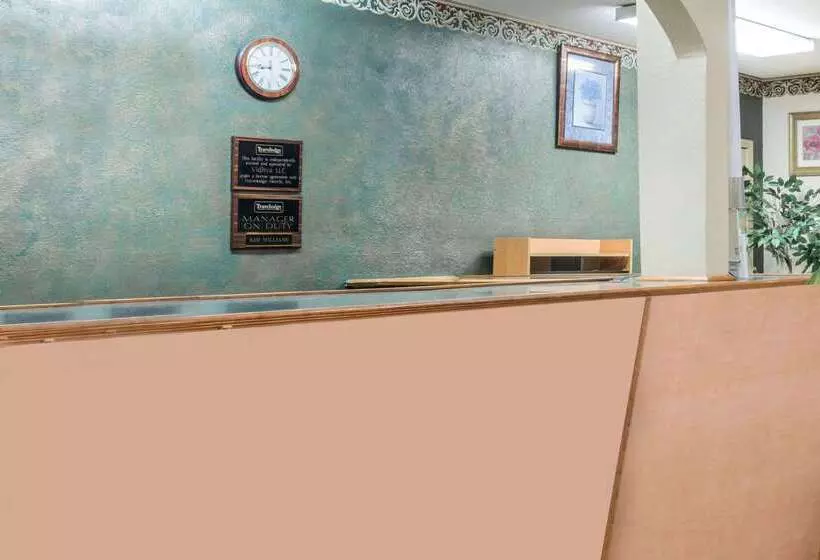 ホテル Travelodge By Wyndham Temple