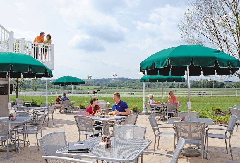 בית מלון כפרי Vernon Downs Casino And