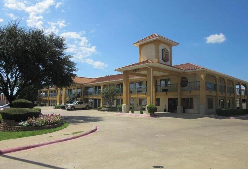 汽车旅馆  Super 8 By Wyndham Grand Prairie Southwest