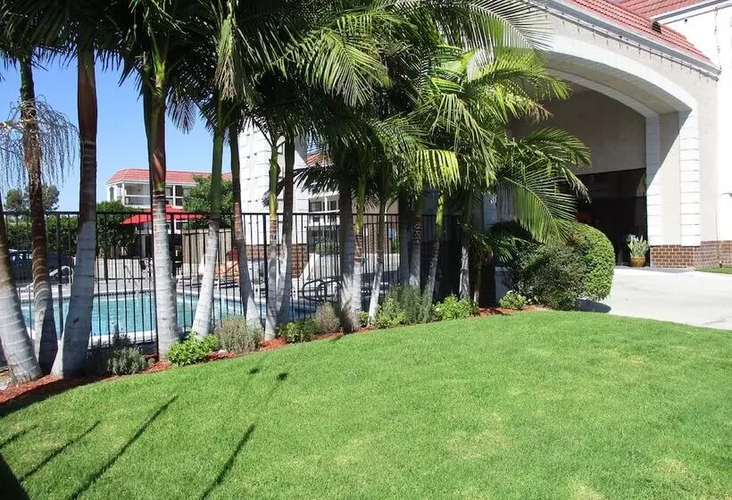 Мотель Surestay Hotel By Best Western Buena Park Anaheim
