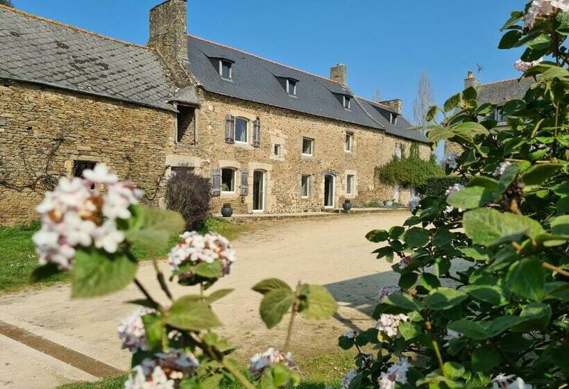 مبيت وإفطار Kêr Neizh Breizh   Chambres D Hôtes   Le Petit Châtelier