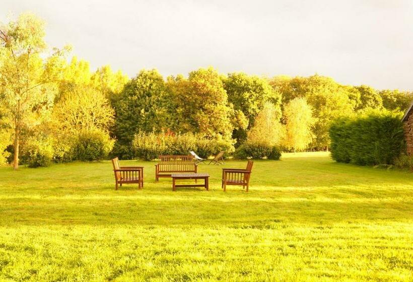 مبيت وإفطار Kêr Neizh Breizh   Chambres D Hôtes   Le Petit Châtelier