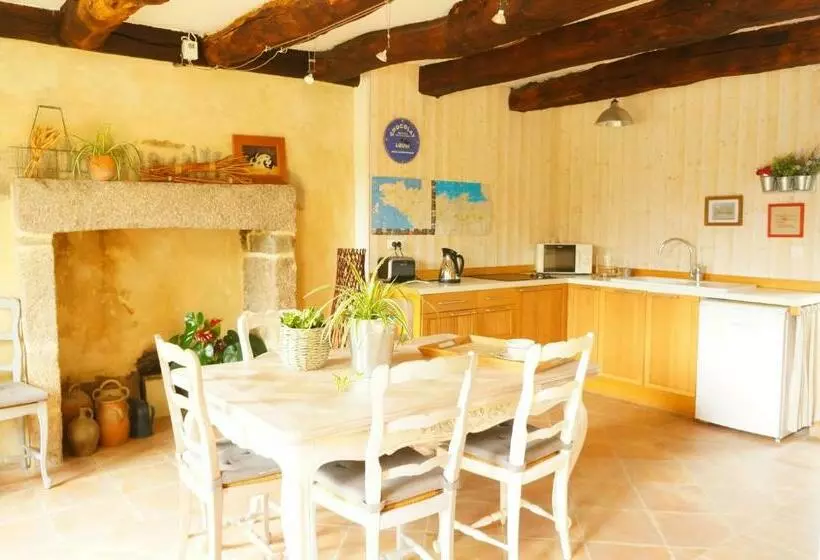 ベッドアンドブレックファースト Kêr Neizh Breizh   Chambres D Hôtes   Le Petit Châtelier