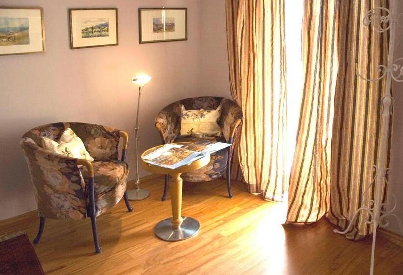 مبيت وإفطار La Villetta