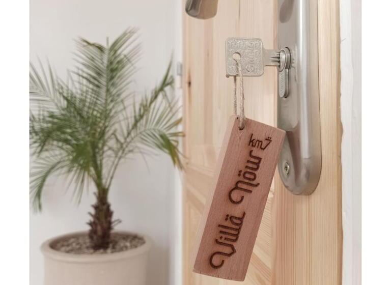 تختخواب و صبحانه Villa Nour