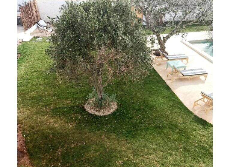 تختخواب و صبحانه Villa Nour