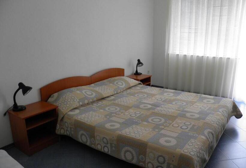 Family Hotel Maritime