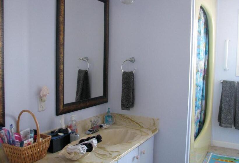 Fireflies Bed & Breakfast