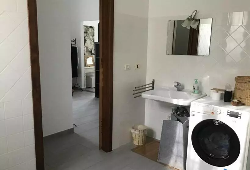 ホテル Azienda Agrituristica Santissima Trinità