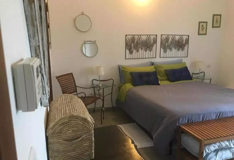 ホテル Azienda Agrituristica Santissima Trinità
