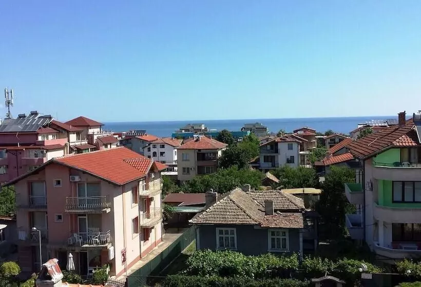 Family Hotel Neptun Lozenets