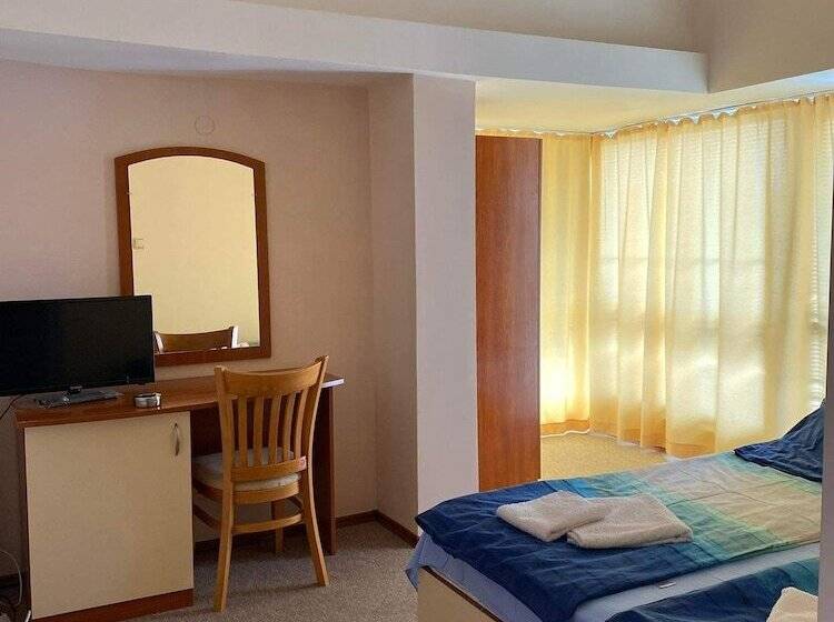 Family Hotel Neptun Lozenets