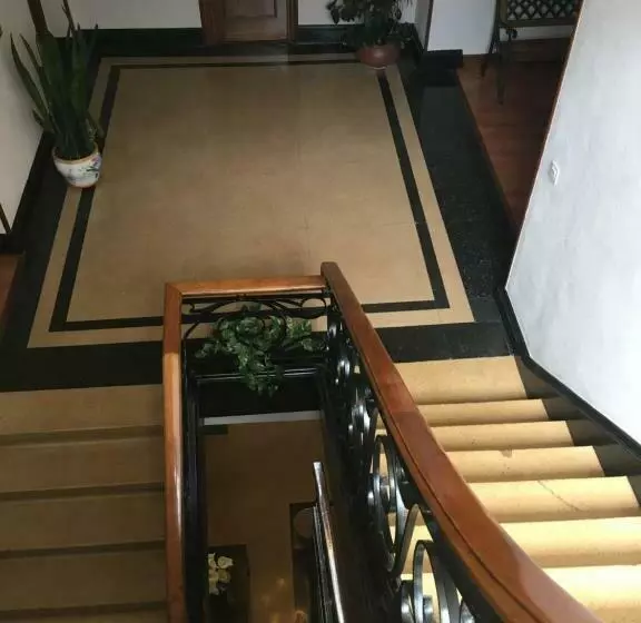 Hotelli Valle De Ayala