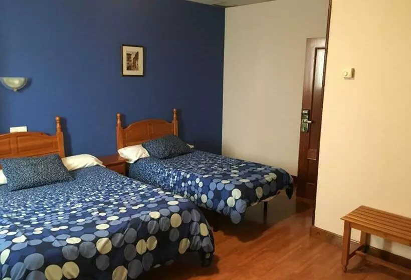 Hotelli Valle De Ayala